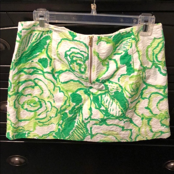 Lilly Pulitzer skirt - Picture 2 of 3
